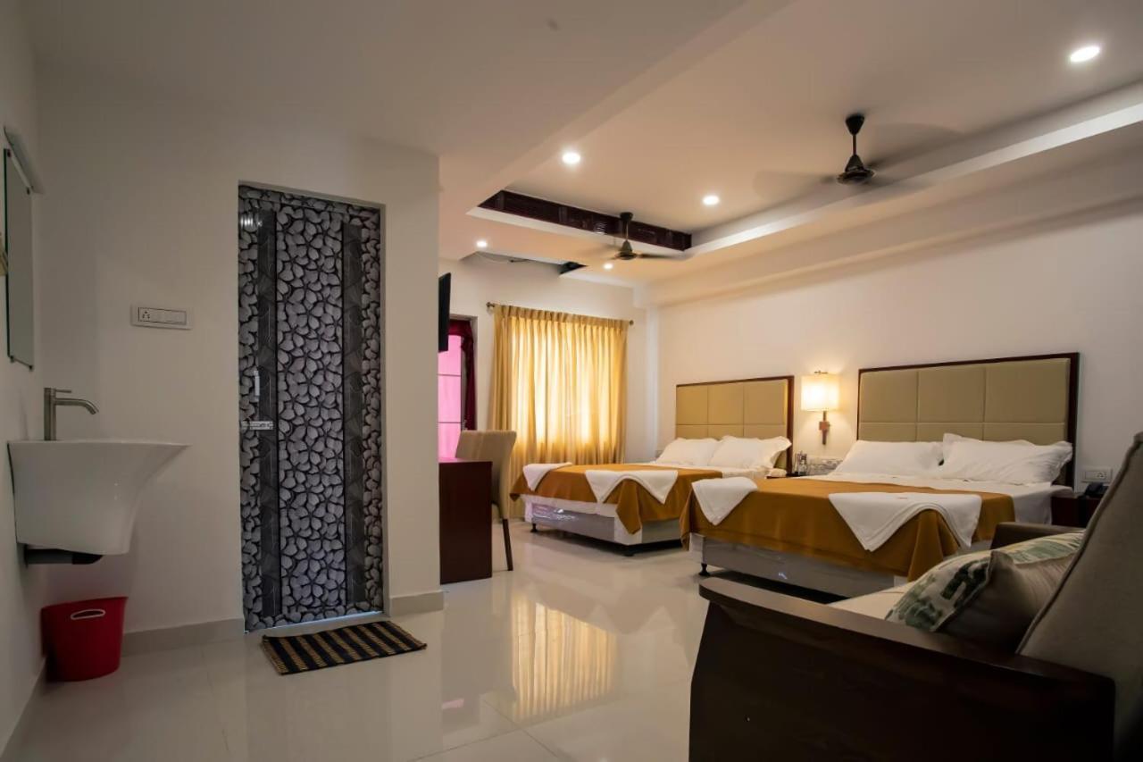 Hotel Viswa Grand كانياكومارى المظهر الخارجي الصورة